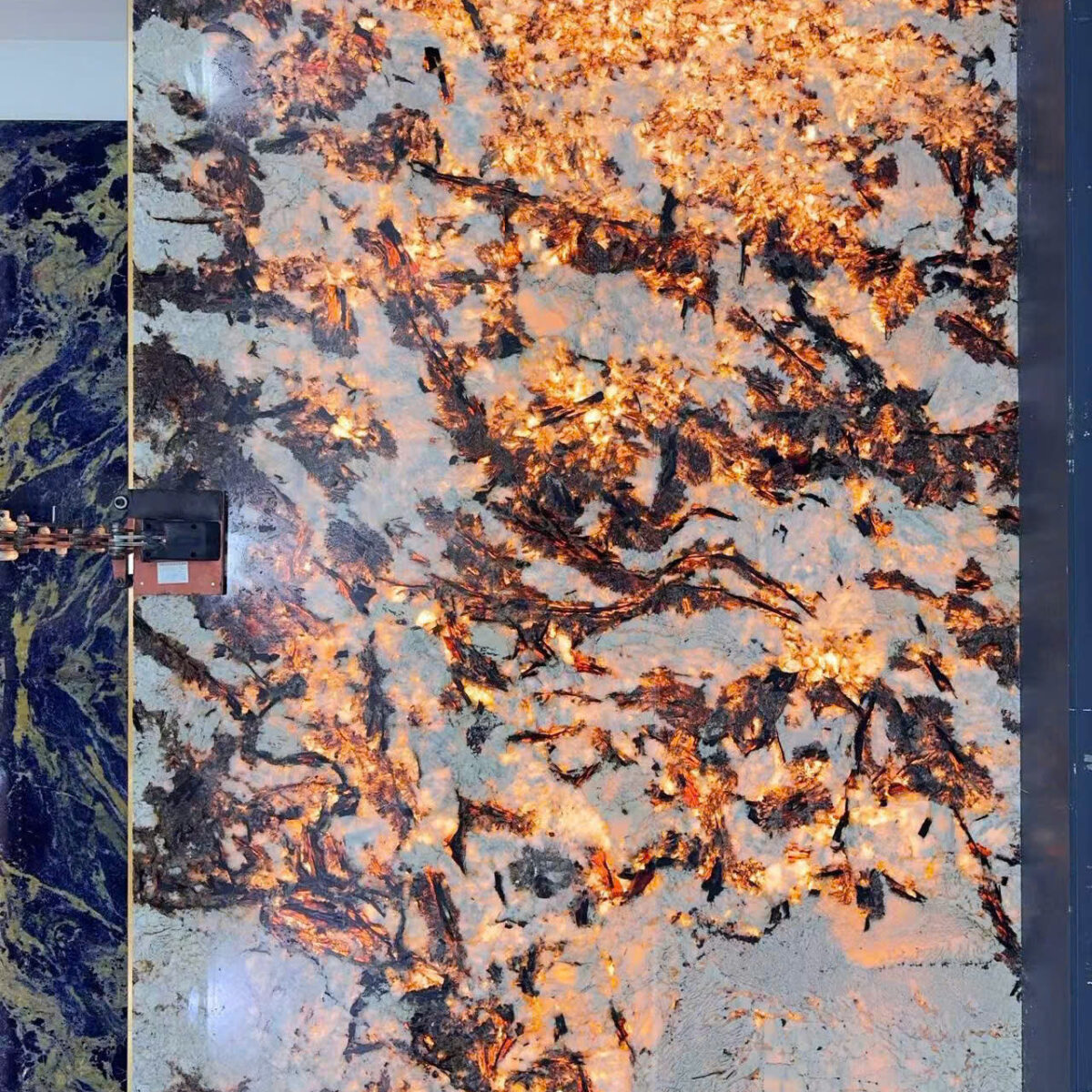 Tranh Đá Luxury Limited